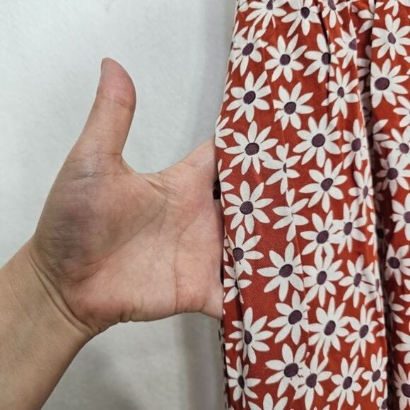 Madewell Clara Midi Short Sleeve Dress in Russet Falling Daisies Medium - Picture 8 of 13